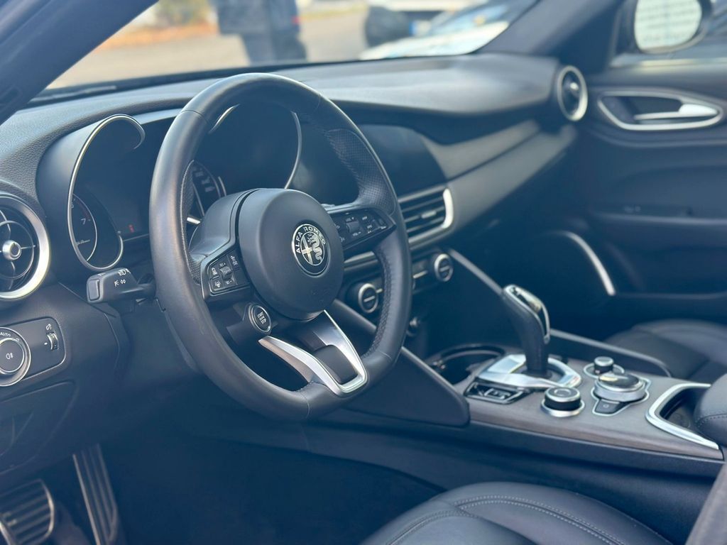 Alfa Romeo Giulia 2023