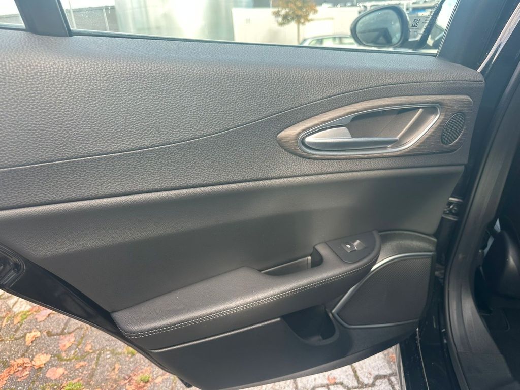 Alfa Romeo Giulia 2023