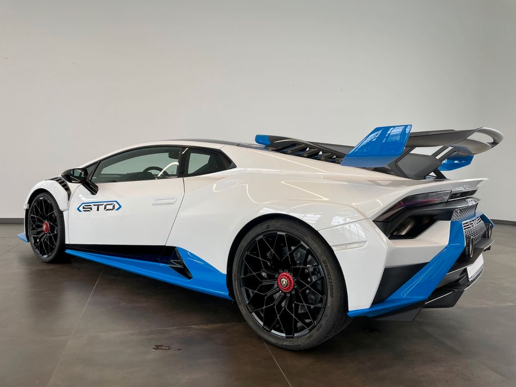 Lamborghini Huracán 2023