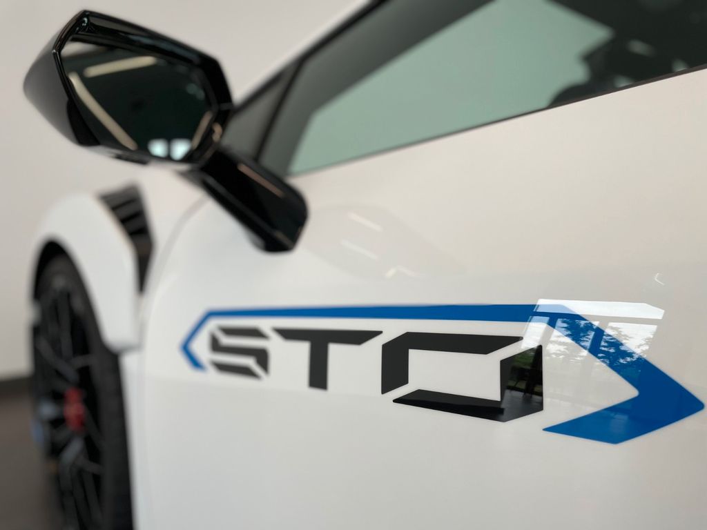 Lamborghini Huracán 2023