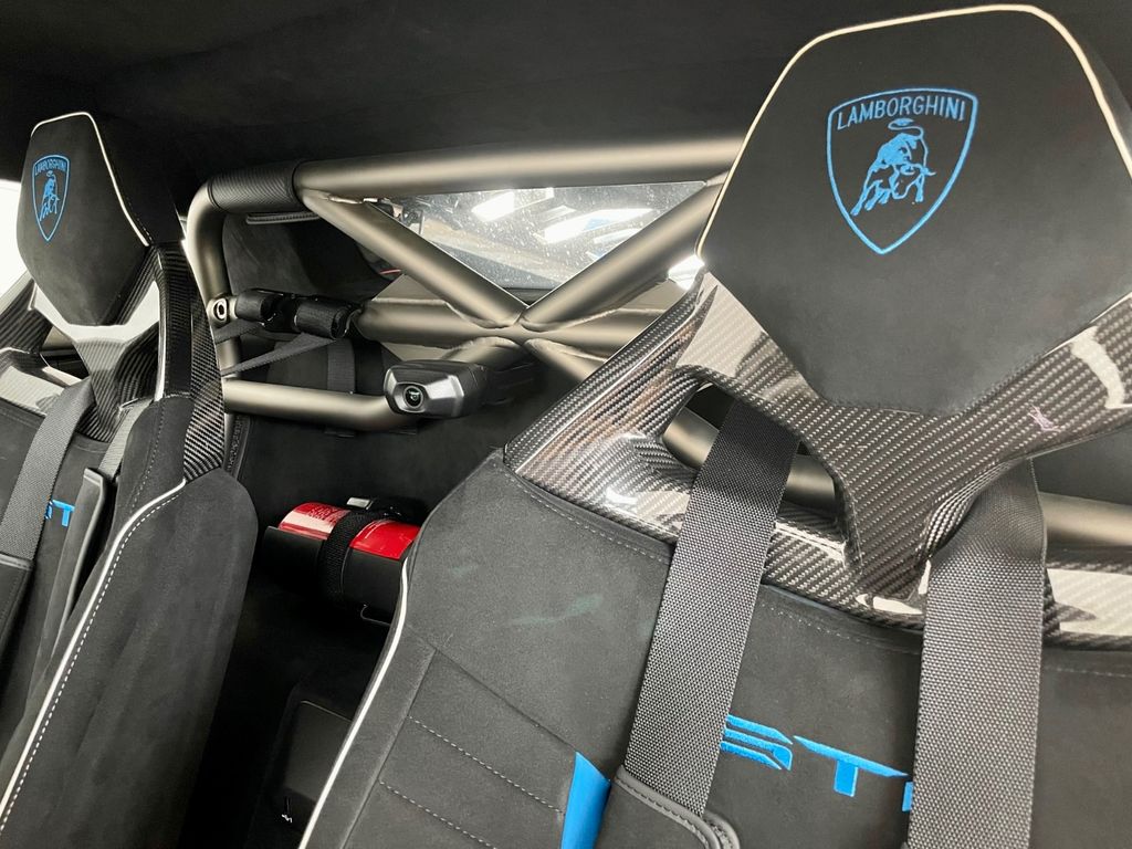 Lamborghini Huracán 2023