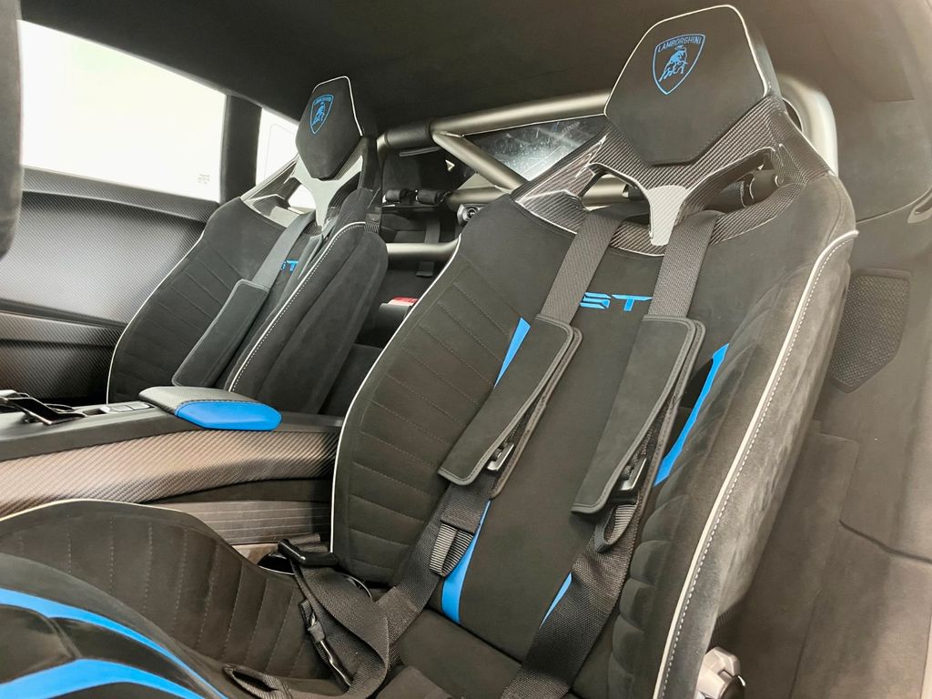 Lamborghini Huracán 2023