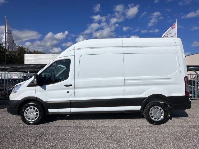 Ford Transit 2021