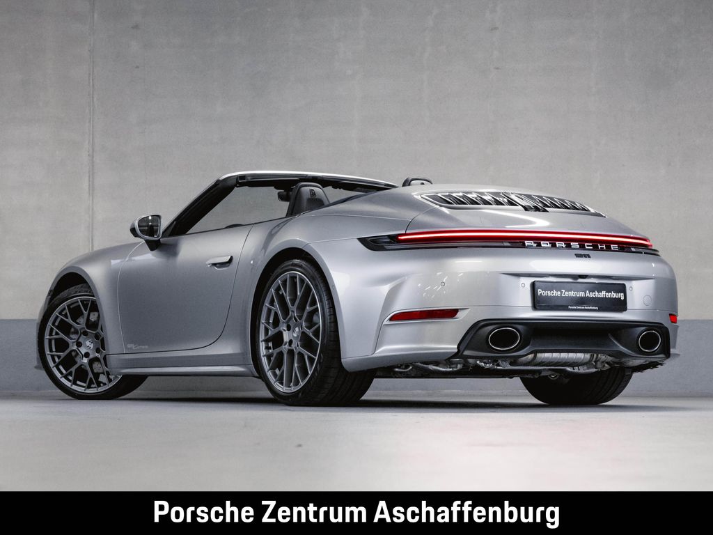 Porsche 992 2025