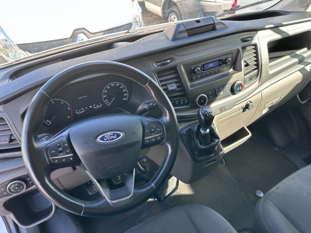 Ford Transit 2021