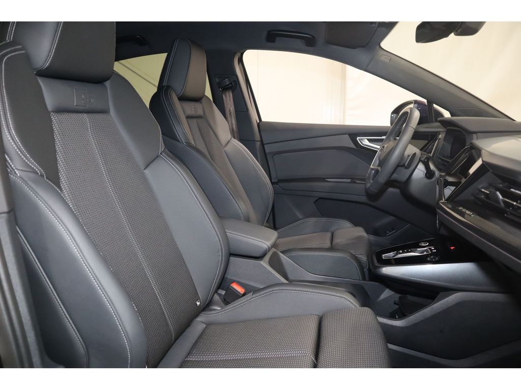 Audi Q4 e-tron 2025