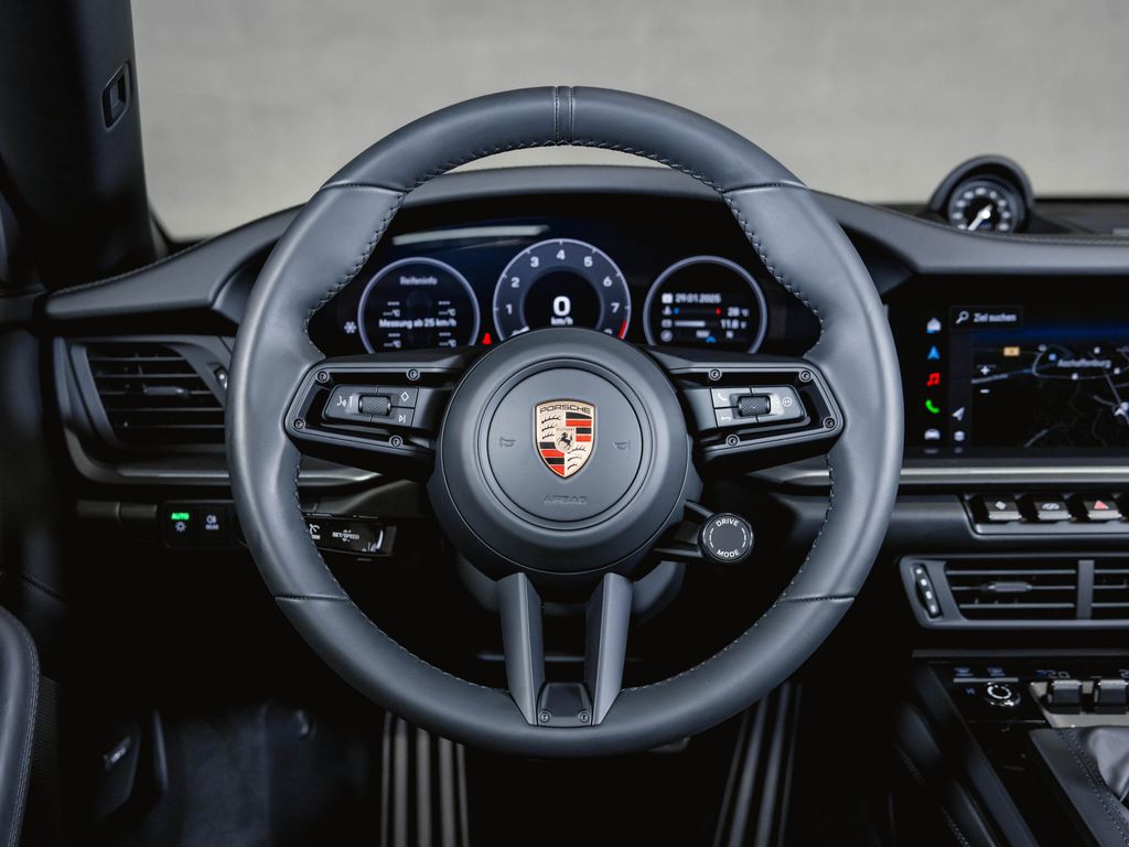 Porsche 992 2025