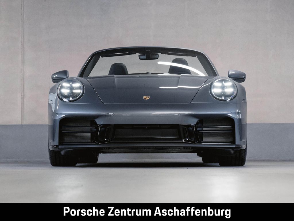 Porsche 992 2025