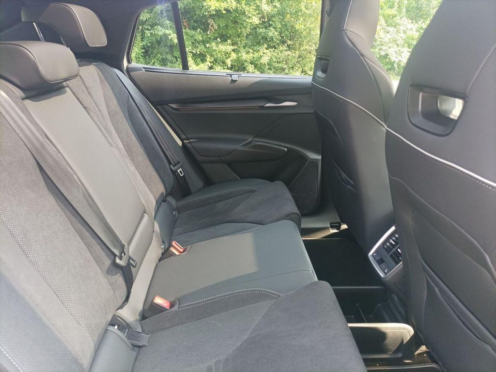 Skoda Enyaq 2025