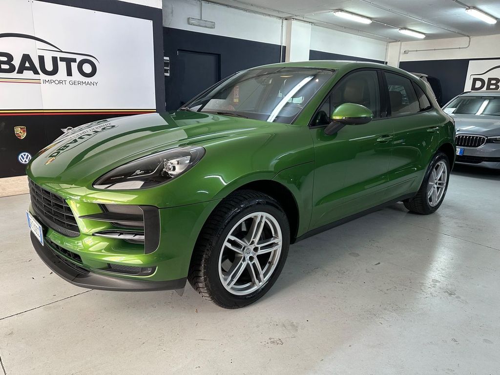 Porsche Macan 2021