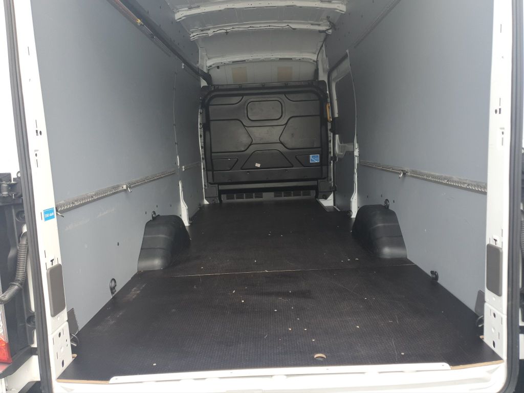 Ford Transit 2025