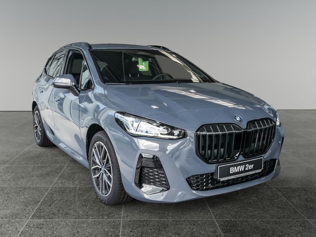 BMW 225