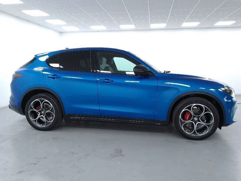 Alfa Romeo Stelvio 2024