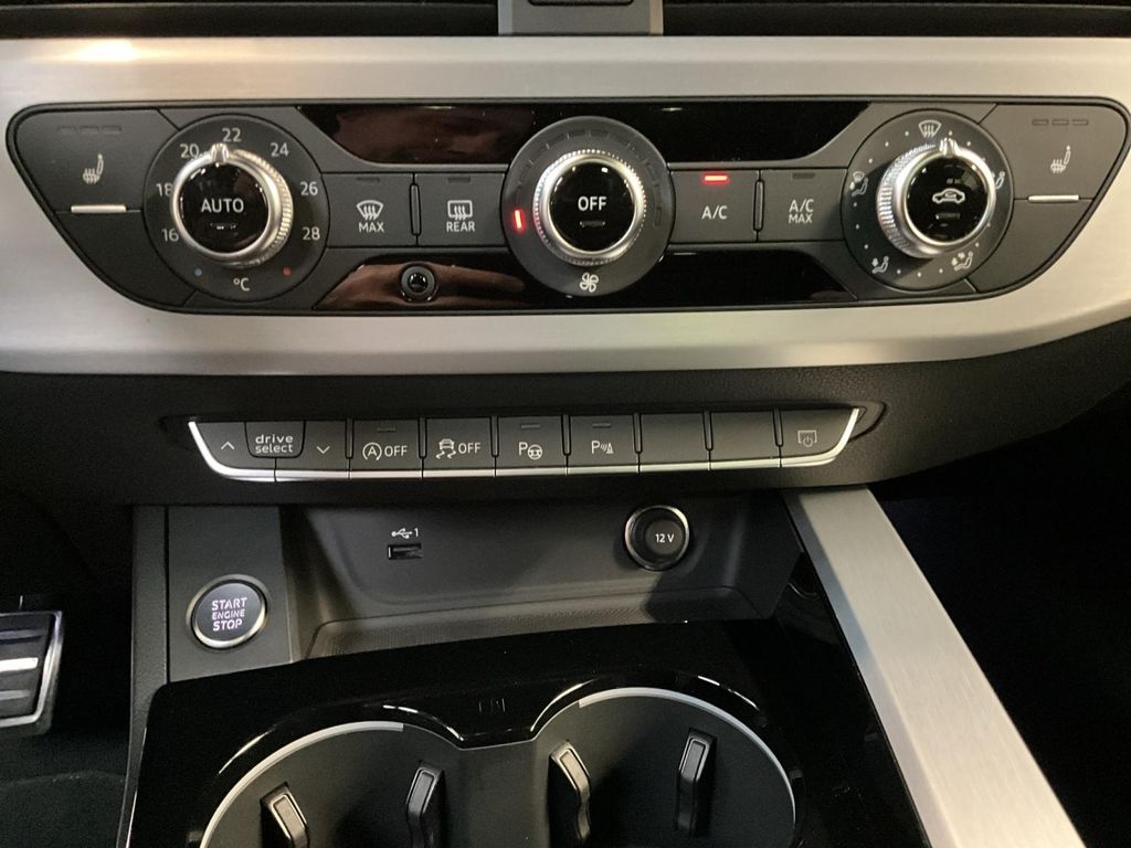 Audi A4 2024