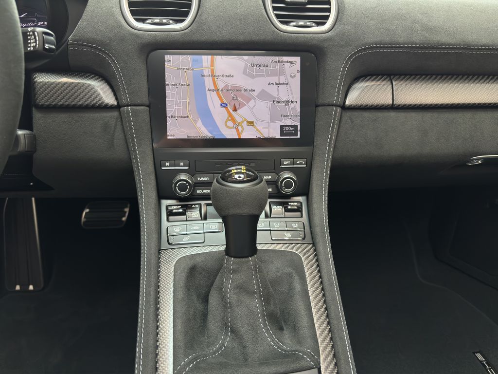 Porsche Boxster 2025