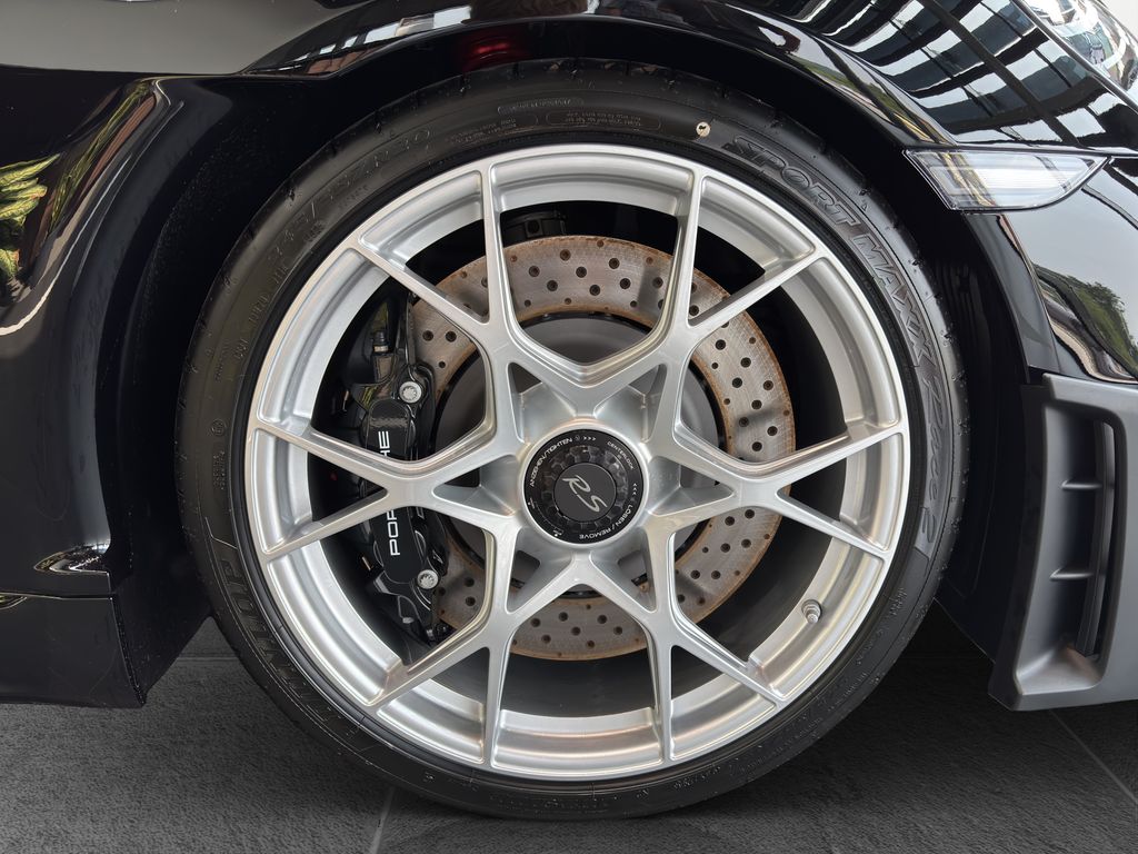 Porsche Boxster 2025