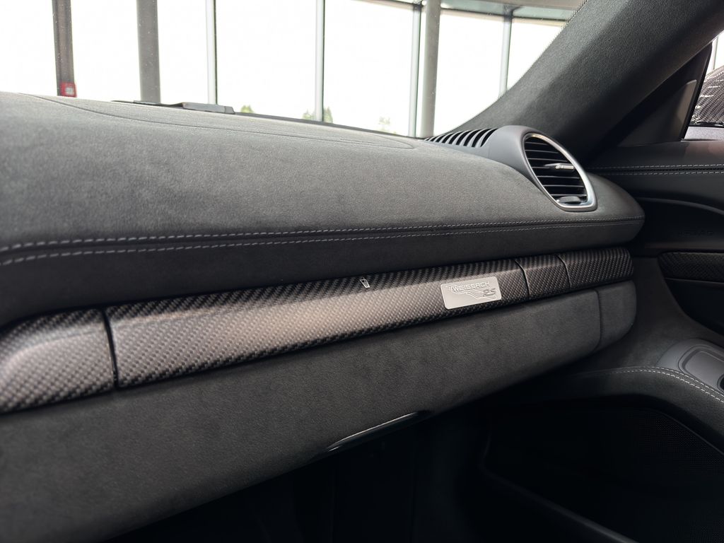 Porsche Boxster 2025