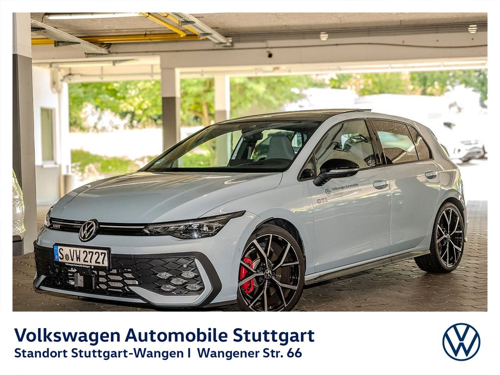 Volkswagen Golf 2025
