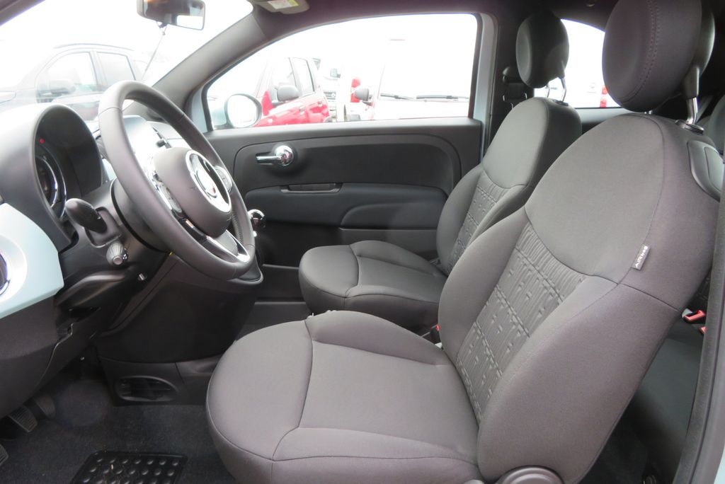 Fiat 500C 2024