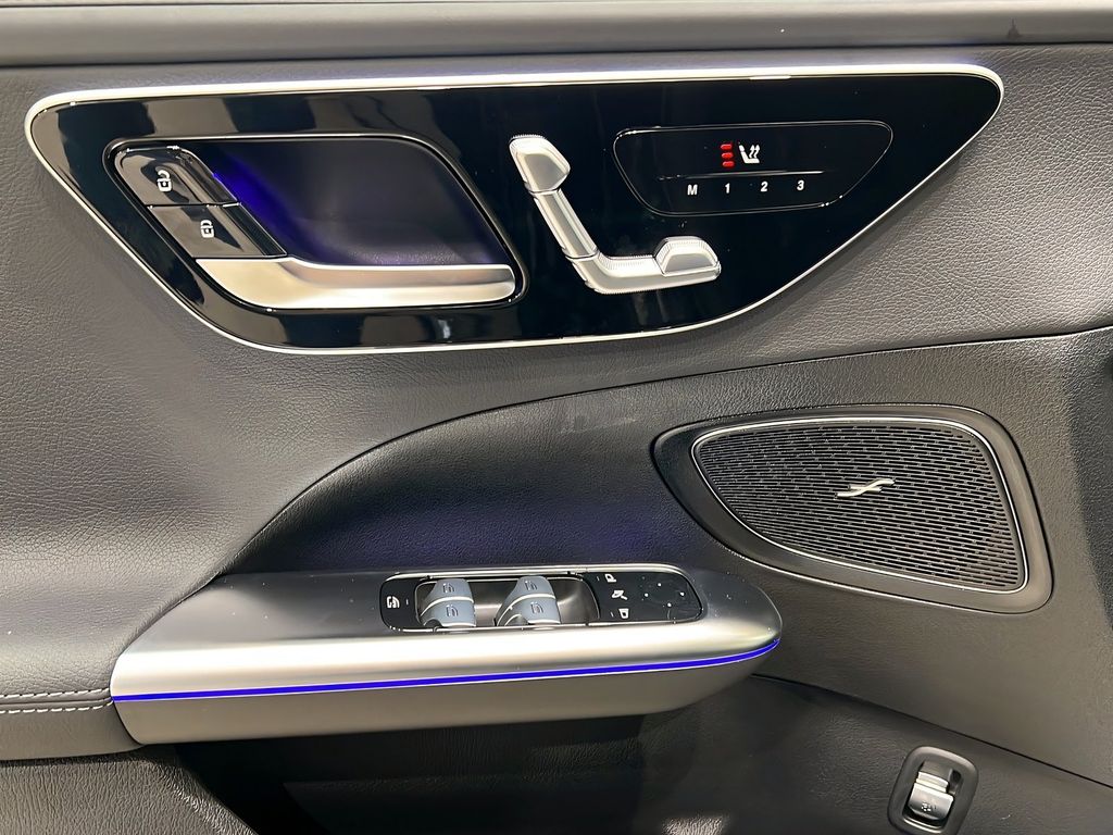 Mercedes-Benz C 200 2025