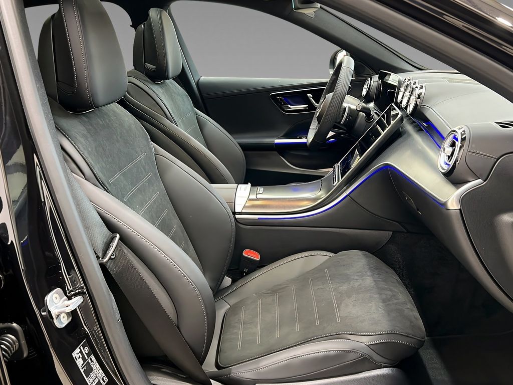 Mercedes-Benz C 200 2025