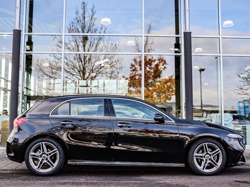 Mercedes-Benz A 200 2025