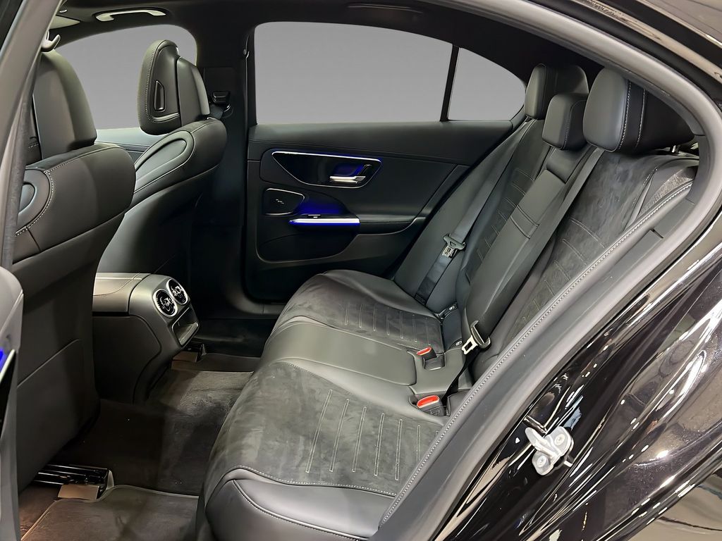 Mercedes-Benz C 200 2025