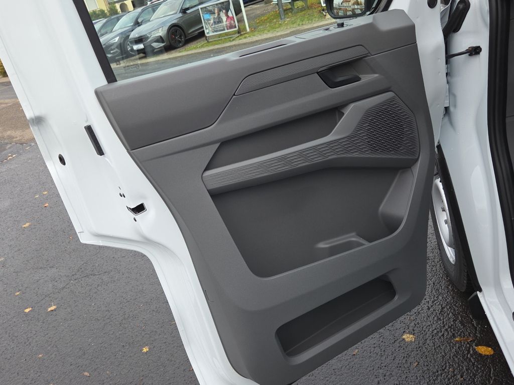 Volkswagen T7 Transporter 2025