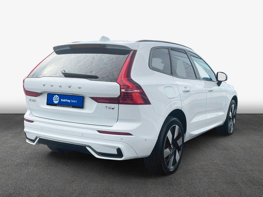 Volvo XC60 2025