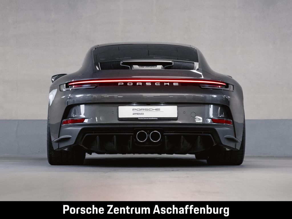 Porsche 992 2023