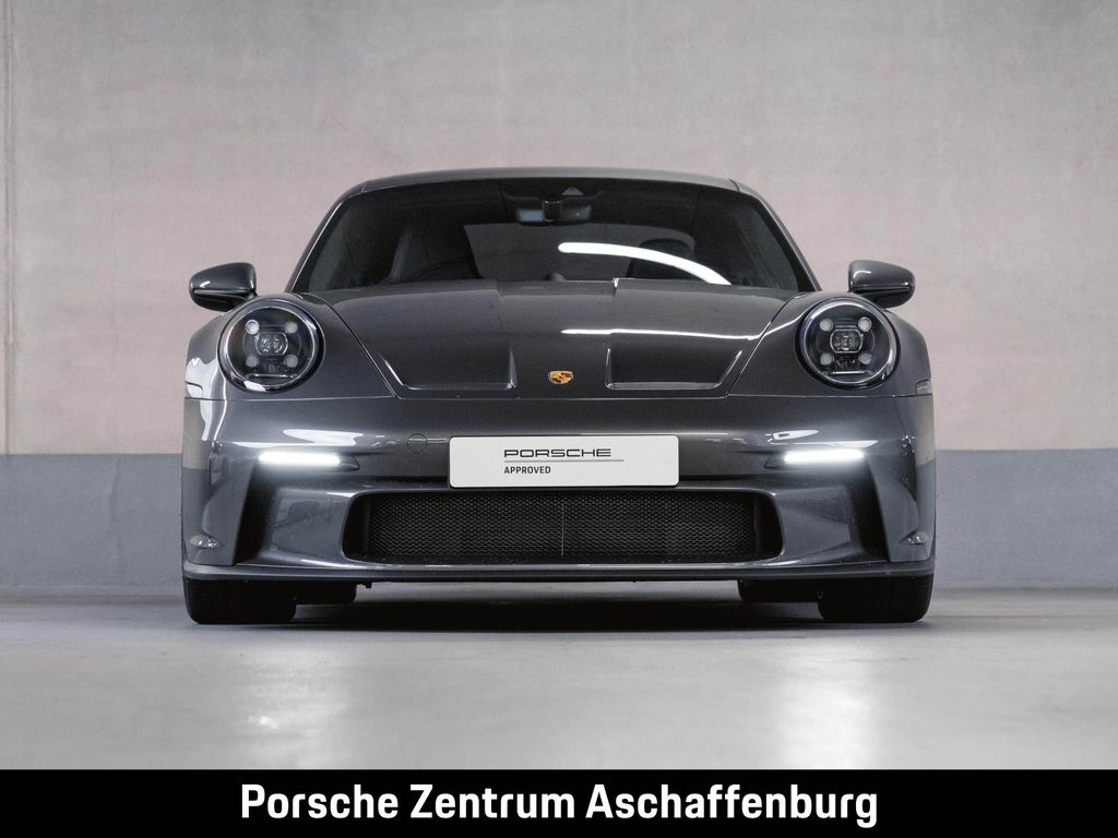 Porsche 992 2023