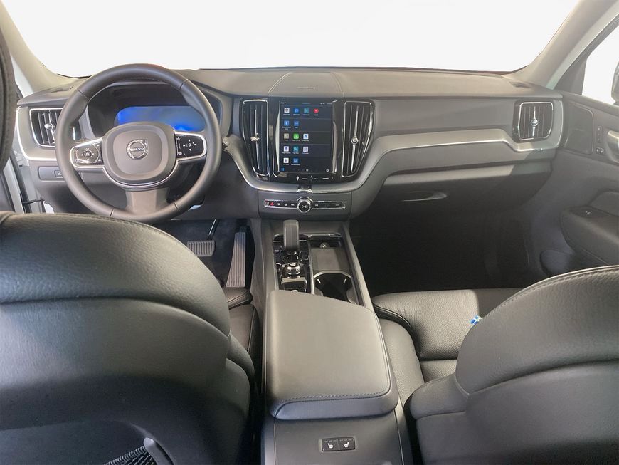 Volvo XC60 2025