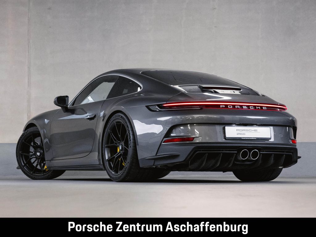 Porsche 992 2023