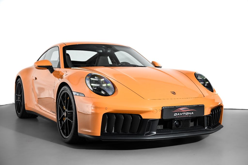 Porsche 992 2025