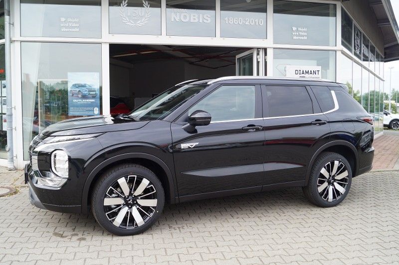 Mitsubishi Outlander 2025