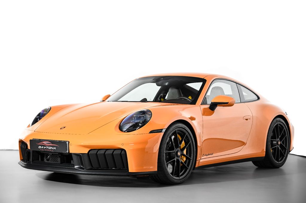 Porsche 992 2025