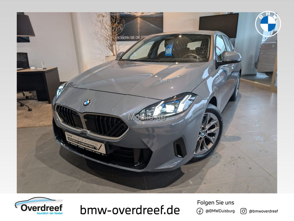 BMW 120 2025