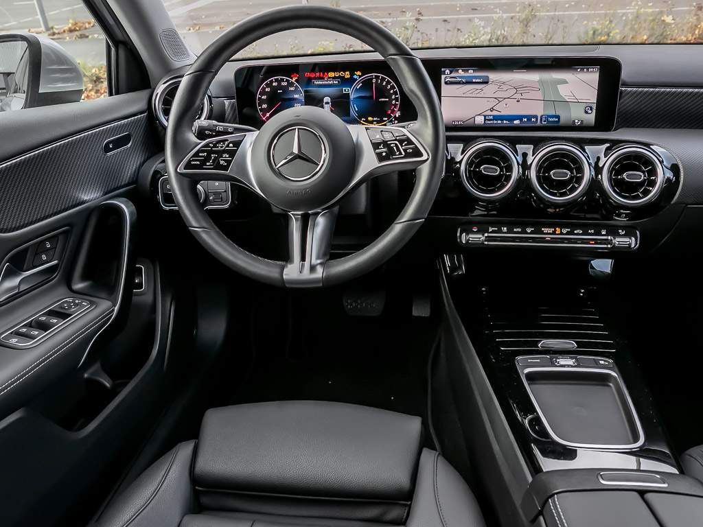Mercedes-Benz A 250 2024