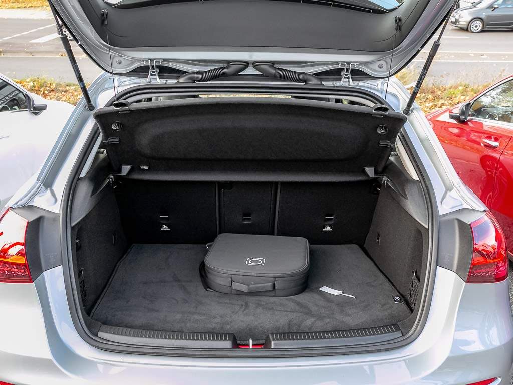 Mercedes-Benz A 250 2024