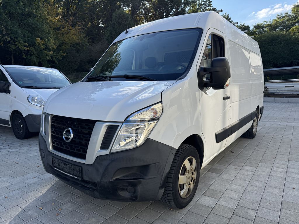 Nissan NV400 2018