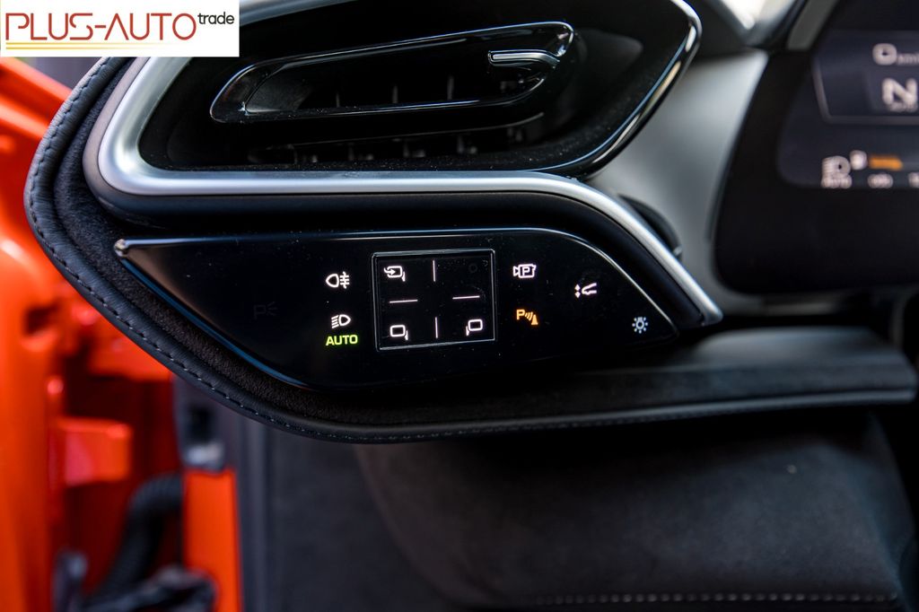 Ferrari 296 GTS 2024