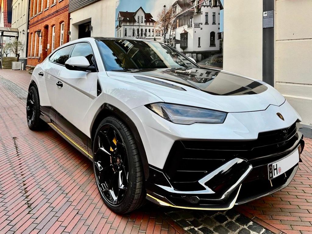 Lamborghini Urus 2025