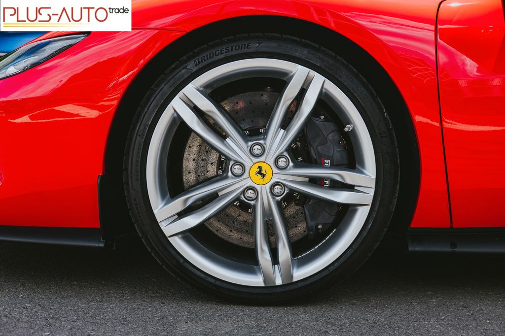 Ferrari 296 GTS 2024