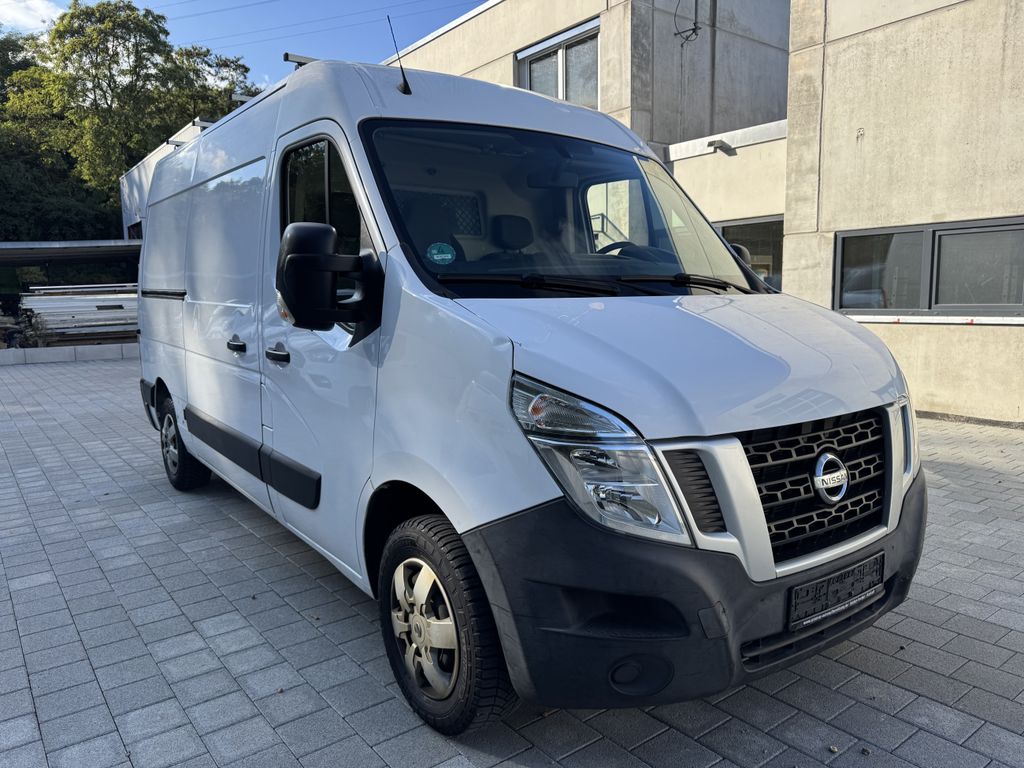 Nissan NV400 2018