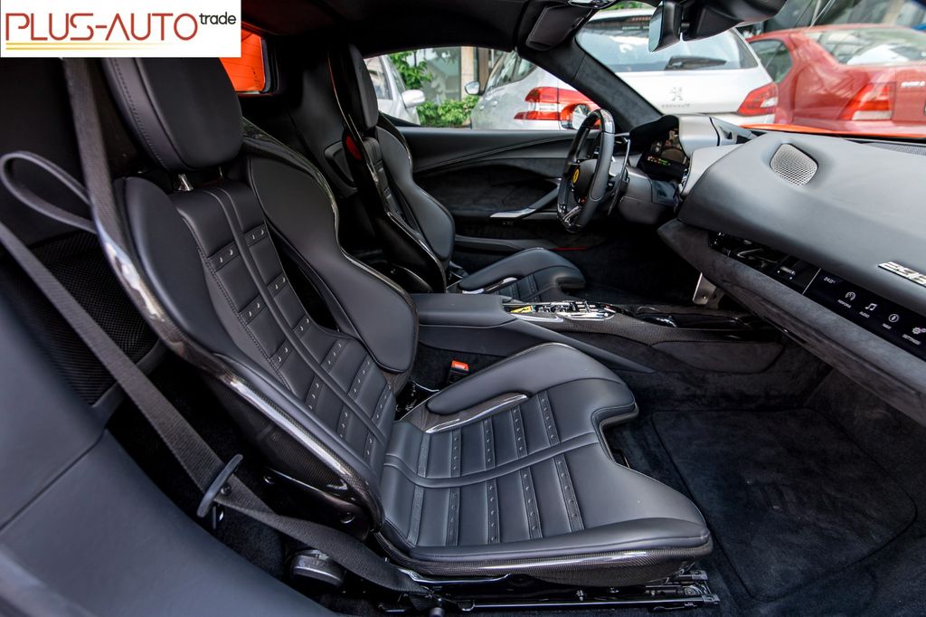 Ferrari 296 GTS 2024