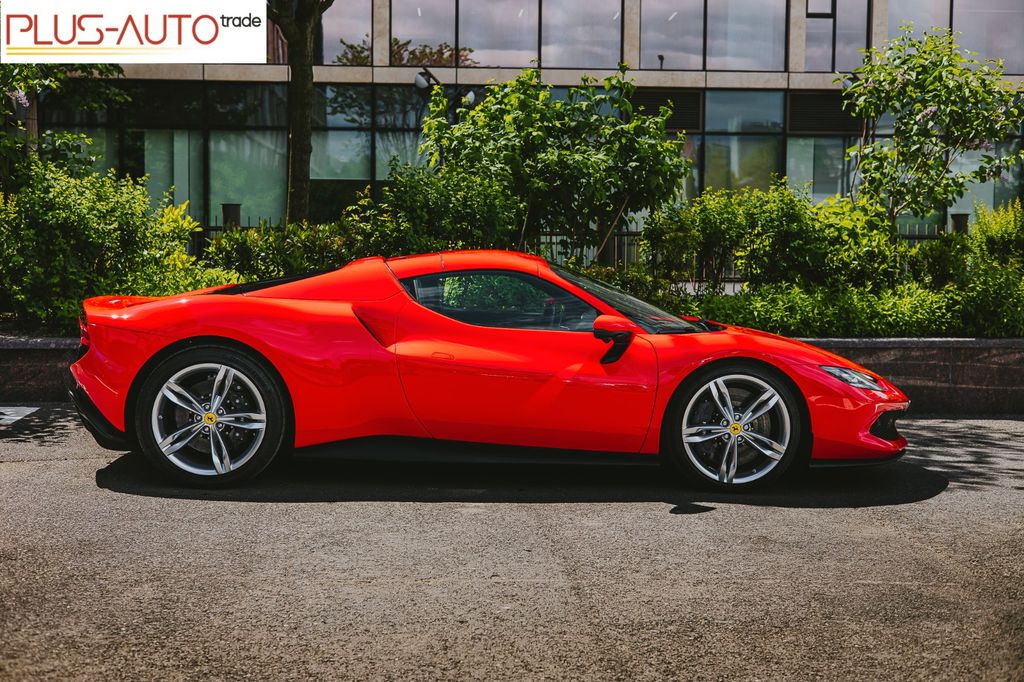 Ferrari 296 GTS 2024