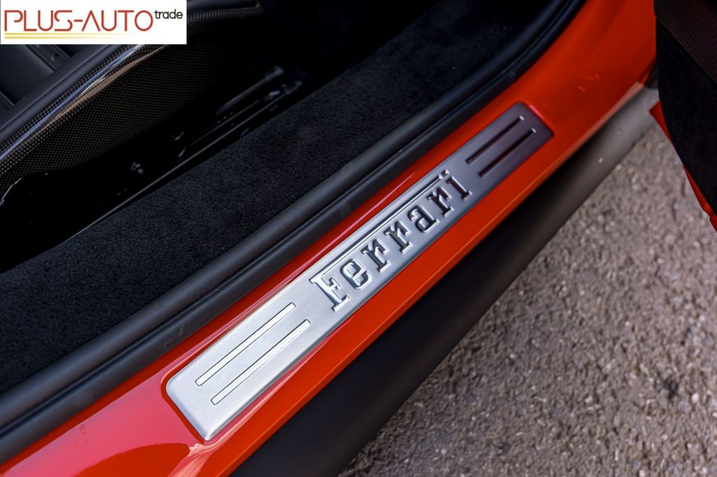 Ferrari 296 GTS 2024