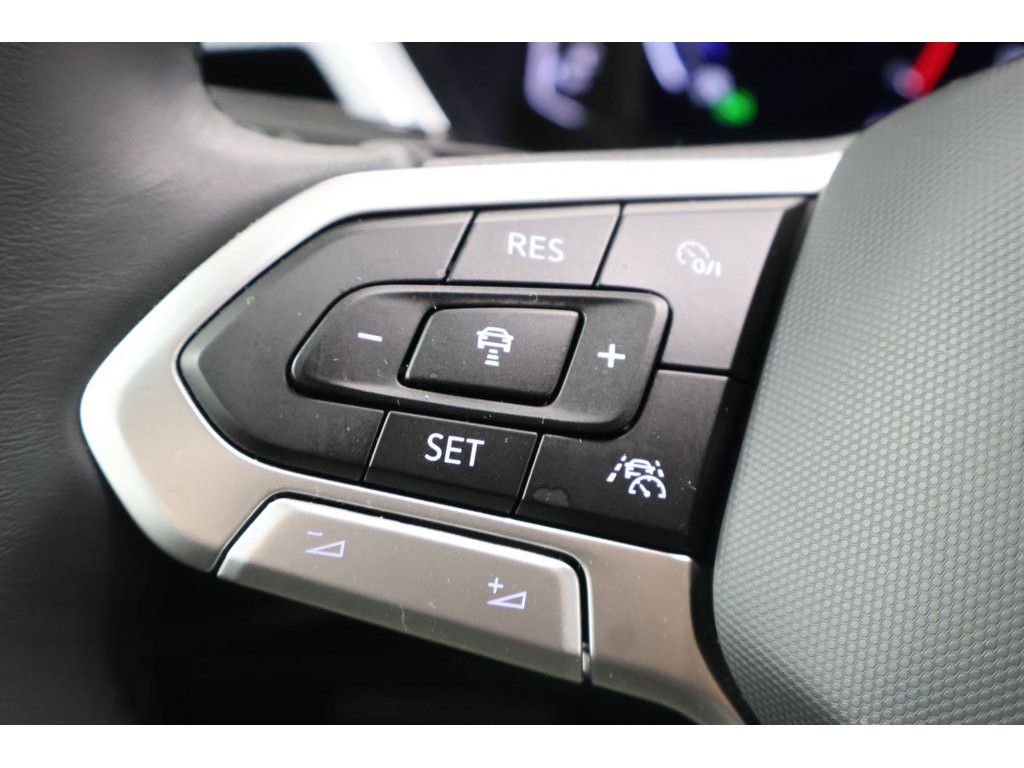 Volkswagen Touran 2025
