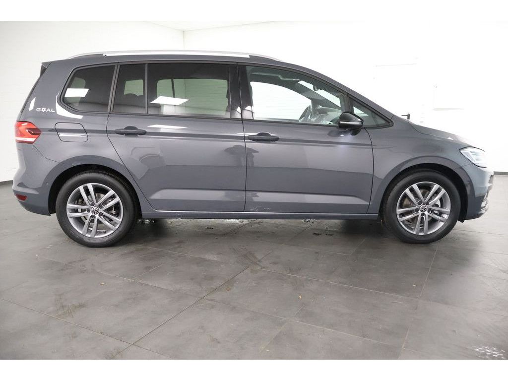 Volkswagen Touran 2025