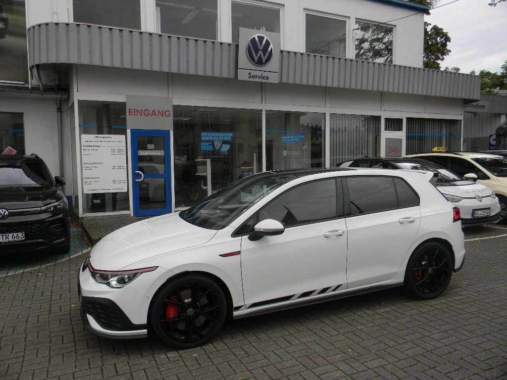 Volkswagen Golf 2023